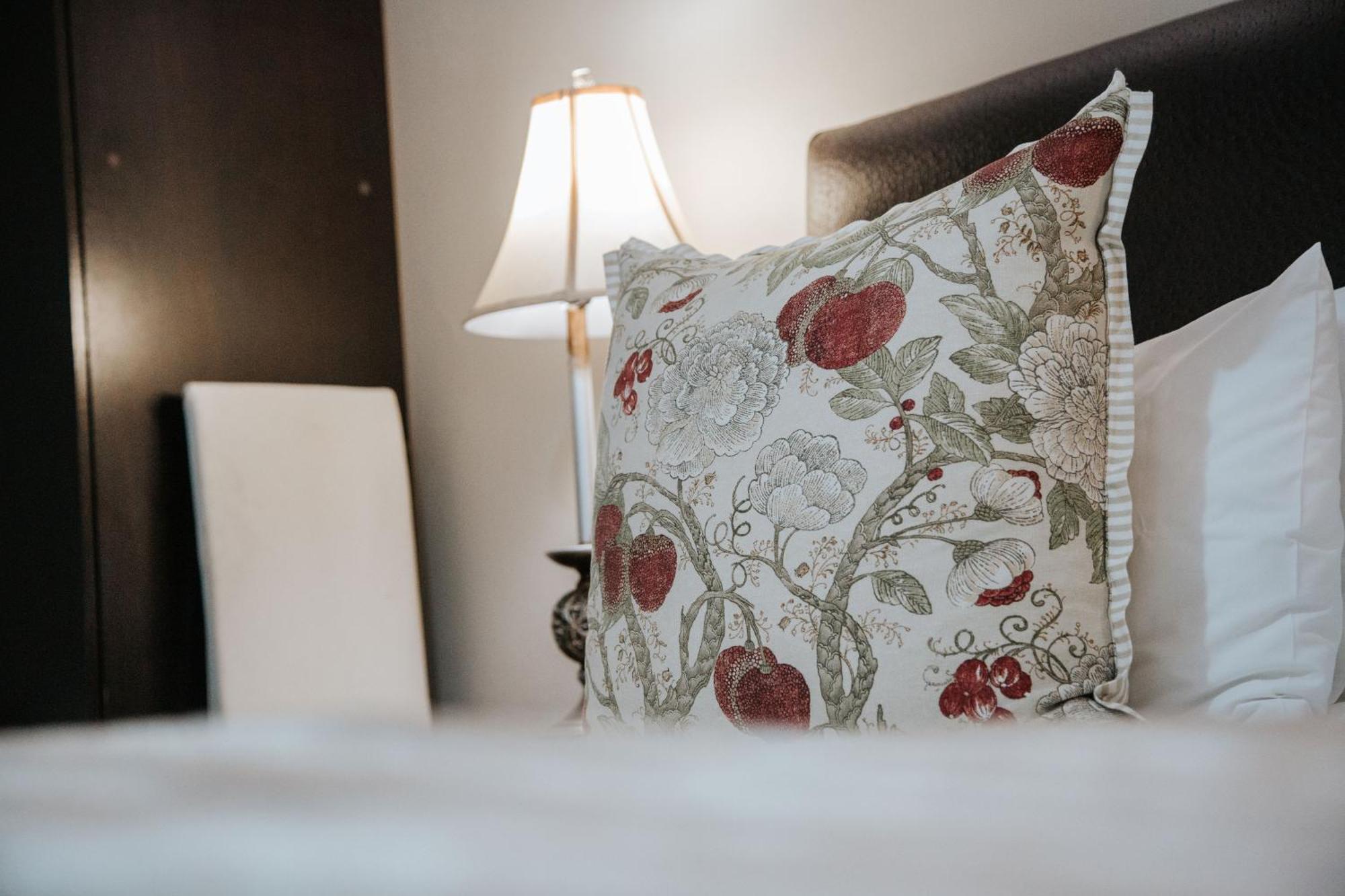 The Symphony Guest House Queenstown Esterno foto